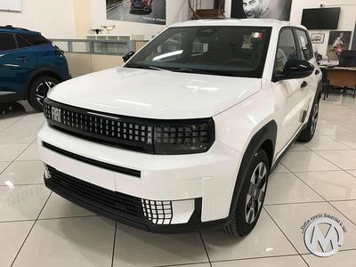 Nuova Fiat Grande Panda Icon 101 CV (74 kW) 2025 Bianco Utilitaria