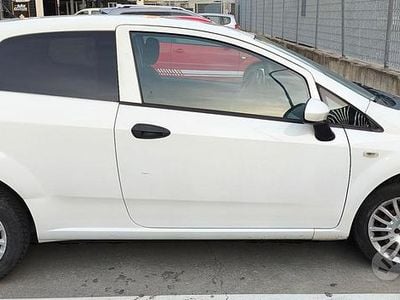 Usata Fiat Punto 2010 Bianco Utilitaria
