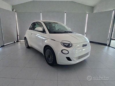 Usata Fiat 500e 86 kW (118 CV) 2024 Bianco Berlina