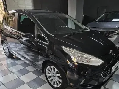 Usata Ford B-MAX 95 CV (69 kW) 2013 Nero Monovolume