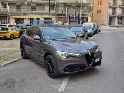 Usata Alfa Romeo Stelvio 212 CV (155 kW) 2017 Bianco SUV