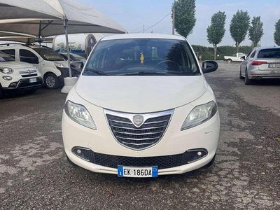 Usata Lancia Ypsilon S 69 CV (50 kW) 2011 Bianco Utilitaria