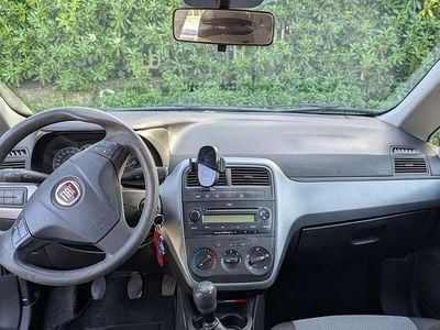 Usata Fiat Grande Punto 75 CV (55 kW) 2010 Nero Utilitaria