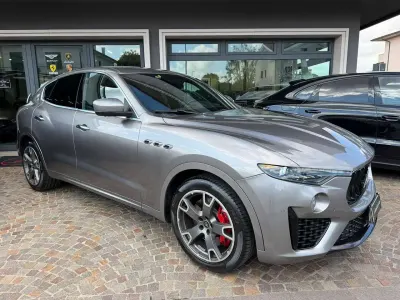 Usata Maserati Levante 349 CV (256 kW) 2021 Grigio vr 672/b SUV