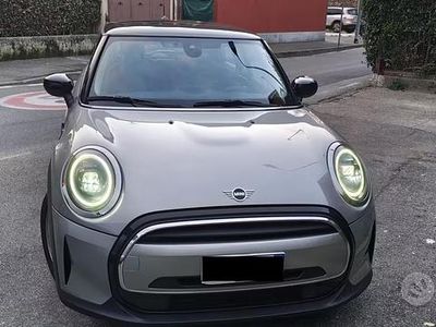 Usata Mini Cooper Essential 136 CV (100 kW) 2023 Grigio Utilitaria
