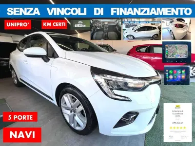 Usata Renault Clio V 101 CV (74 kW) 2022 Bianco Berlina