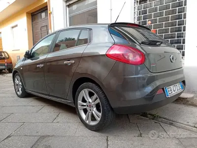 Usata Fiat Bravo Emotion 120 CV (88 kW) 2010 Grigio Utilitaria