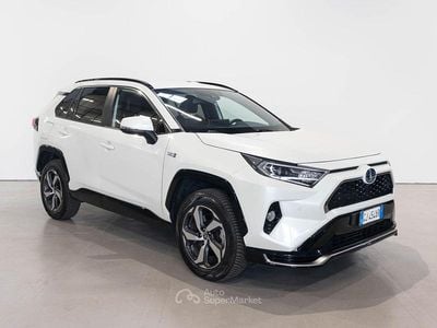 Begagnad Toyota RAV4 Hybrid 185 HK (136 kW) 2022 Vit SUV