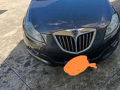 Usata Lancia Delta 120 CV (88 kW) 2010 Utilitaria