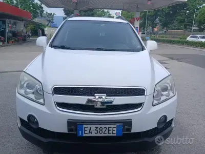 Usata Chevrolet Captiva LS 127 CV (93 kW) 2010 Bianco SUV