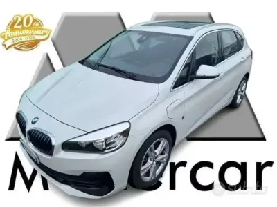Usata BMW 225 Active Tourer iPerformance 136 CV (100 kW) 2019 Bianco Monovolume