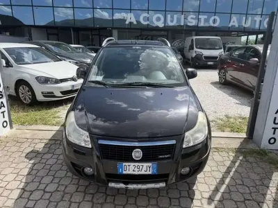 Usata Fiat Sedici Dynamic 120 CV (88 kW) 2009 Nero SUV