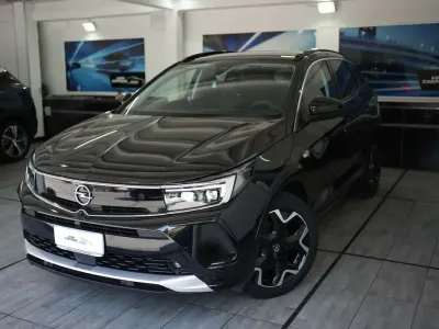 Usata Opel Grandland X Ultimate 131 CV (96 kW) 2024 Nero SUV