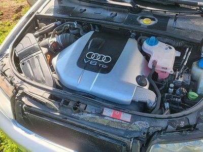 Usata Audi A4 180 CV (132 kW) 2001 Grigio Station wagon