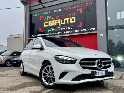 Usata Mercedes B180 Premium 116 CV (85 kW) 2019 Bianco Utilitaria