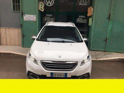 Usata Peugeot 2008 Allure 92 CV (67 kW) 2014 Bianco SUV