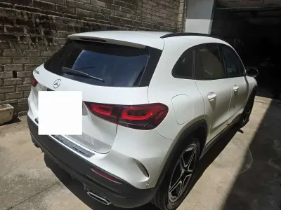 Usata Mercedes GLA250 Premium 160 CV (117 kW) 2023 Bianco SUV