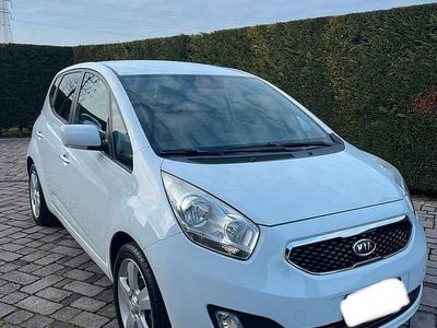 Usata Kia Venga 115 CV (84 kW) 2010 Bianco Utilitaria