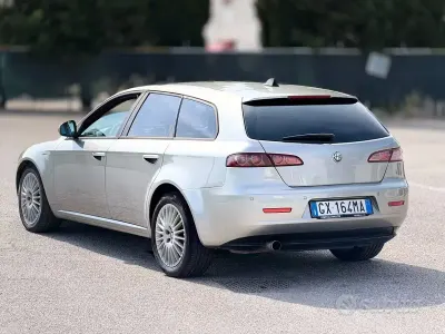 Usata Alfa Romeo 159 150 CV (110 kW) 2007 Grigio Station wagon