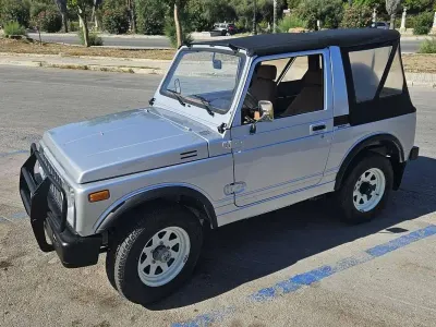 Begagnad Suzuki Samurai 64 HK (47 kW) 1988 Silver SUV