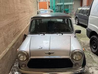 Usata Austin Mini 44 CV (32 kW) 1985 Grigio Berlina