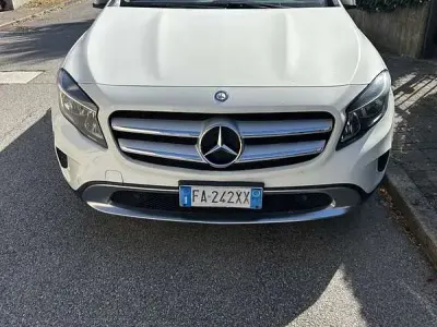 Usata Mercedes GLA200 136 CV (100 kW) 2015 SUV