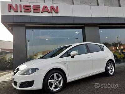 Bianco Usata 2011 Seat Leon Reference Berlina | 6450 €
