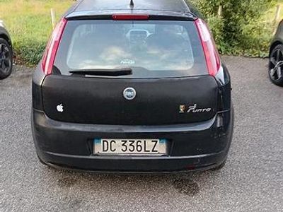 Usata Fiat Grande Punto 90 CV (66 kW) 2006 Nero Utilitaria
