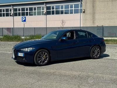 Używany Alfa Romeo Giulia Super 150 KM (110 kW) 2017 Niebieski Sedan/Limuzyna