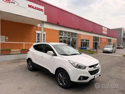 Gebraucht Hyundai ix35 Xpossible 115 PS (84 kW) 2014 Weiß SUV