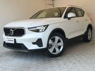 Usata Volvo XC40 Core 163 CV (119 kW) 2023 Bianco SUV