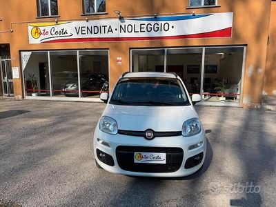 Usata Fiat Panda Lounge 69 CV (50 kW) 2020 Bianco Utilitaria