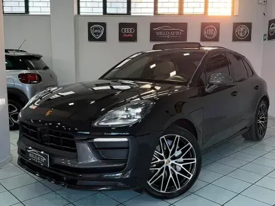 Usata Porsche Macan T 265 CV (194 kW) 2023 Nero SUV