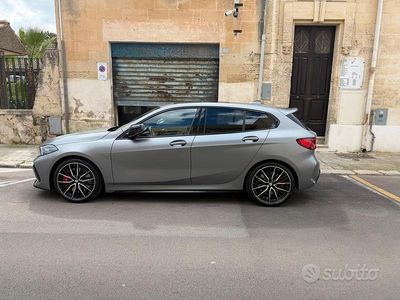 Begagnad BMW M135 Efficient Dynamics 306 HK (225 kW) 2023 Halvkombi