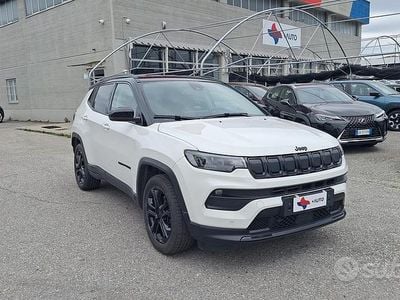 Usata Jeep Compass Night Eagle 131 CV (96 kW) 2022 Bianco SUV