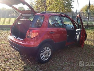 Usata Fiat Sedici 2009 Rosso SUV