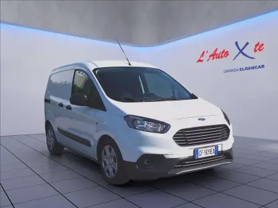 Usata Ford Transit Courier Trend 75 CV (55 kW) 2021 Bianco pastello Furgone