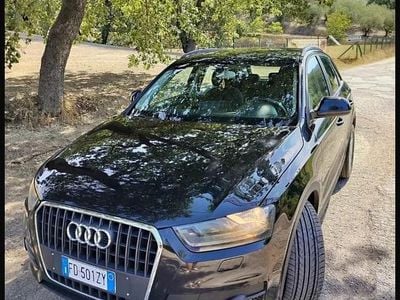 Begagnad Audi Q3 140 HK (102 kW) 2013 Svart SUV