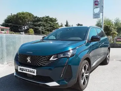 Usata Peugeot 5008 GT 131 CV (96 kW) 2023 Bluazzurro SUV