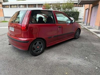 Usata Fiat Punto 133 CV (97 kW) 1995 Utilitaria