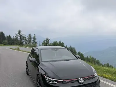 Usata VW Golf VIII GTI 265 CV (194 kW) 2025 Berlina