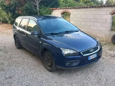Usata Ford Focus Style 116 CV (85 kW) 2007 Blu/azzurro Station wagon