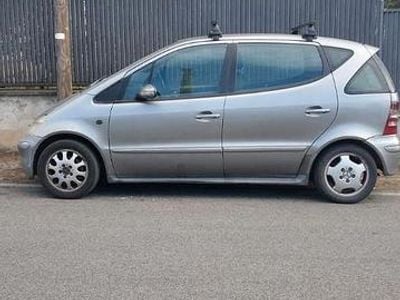 Usata Mercedes A200 116 CV (85 kW) 2004 Grigio Berlina