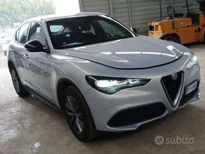 Usata Alfa Romeo Stelvio Super 210 CV (154 kW) 2023 Grigio SUV