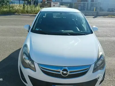Usata Opel Corsa 85 CV (62 kW) 2015 Utilitaria