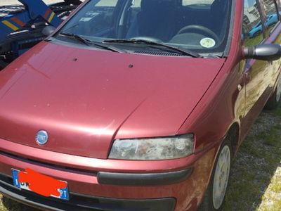 Usata Fiat Punto 60 CV (44 kW) 2002 Rosso Utilitaria
