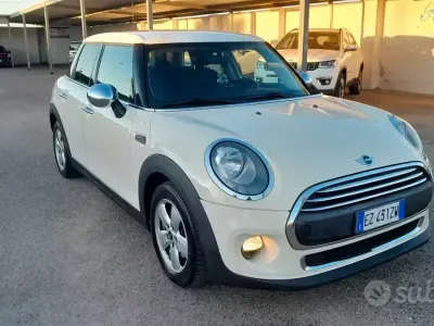 Usata Mini One D 95 CV (69 kW) 2015 Utilitaria