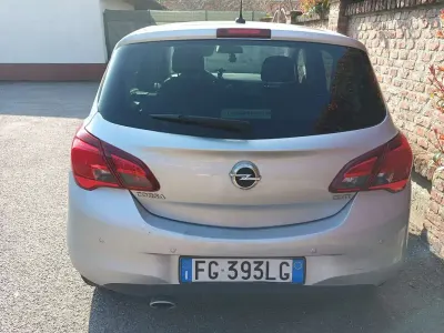 Usata Opel Corsa Color Edition 75 CV (55 kW) 2017 Grigio Utilitaria