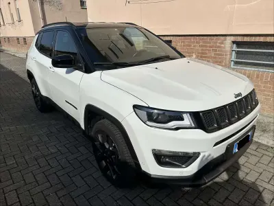 Gebraucht Jeep Compass 179 PS (131 kW) 2020 SUV