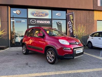 Usata Fiat Panda 4x4 S 95 CV (69 kW) 2016 Rosso Utilitaria